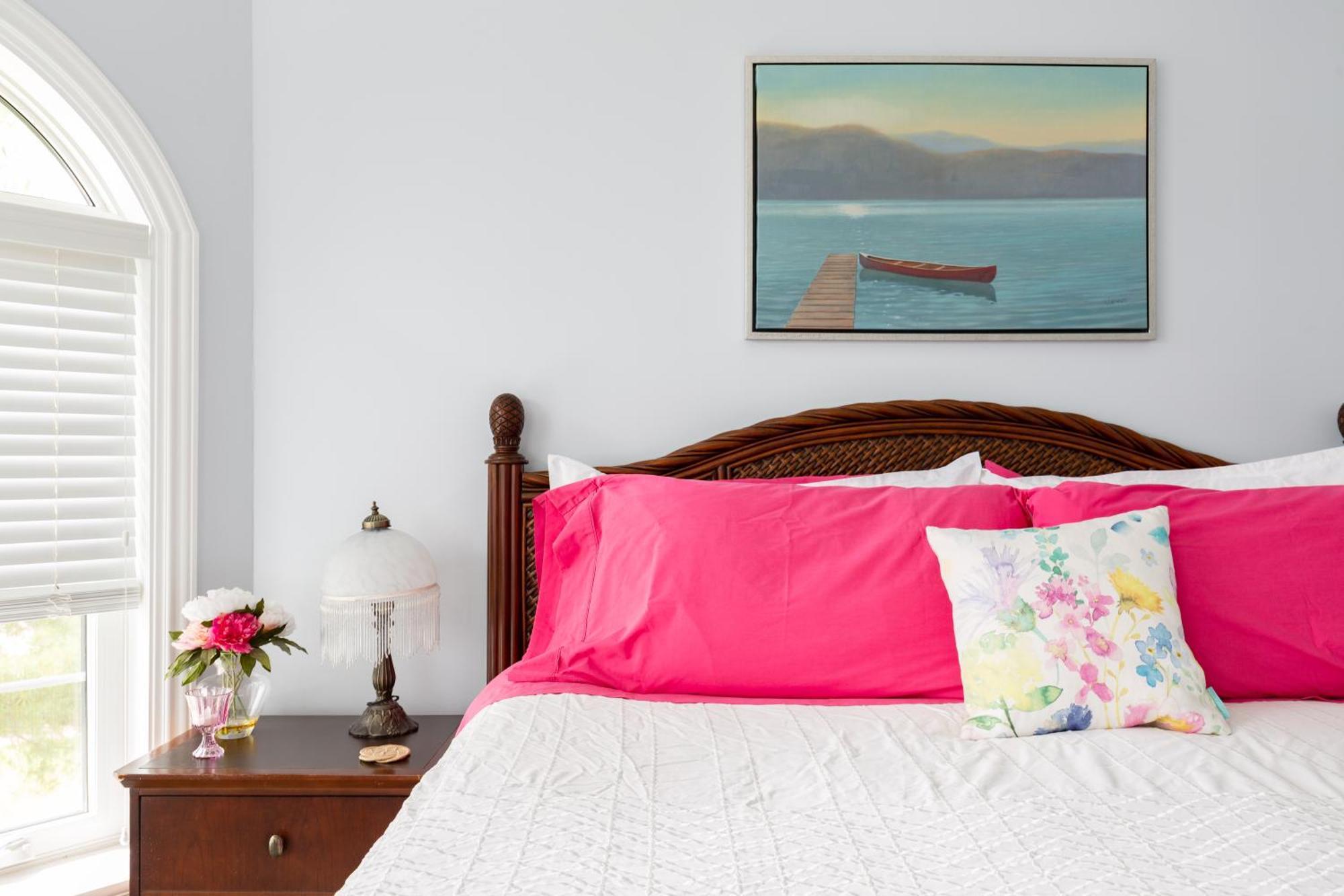 Greystone On Golden Lake Deacon Room photo